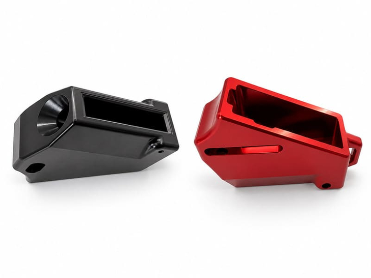 Cajas de aluminio rojas y negras
